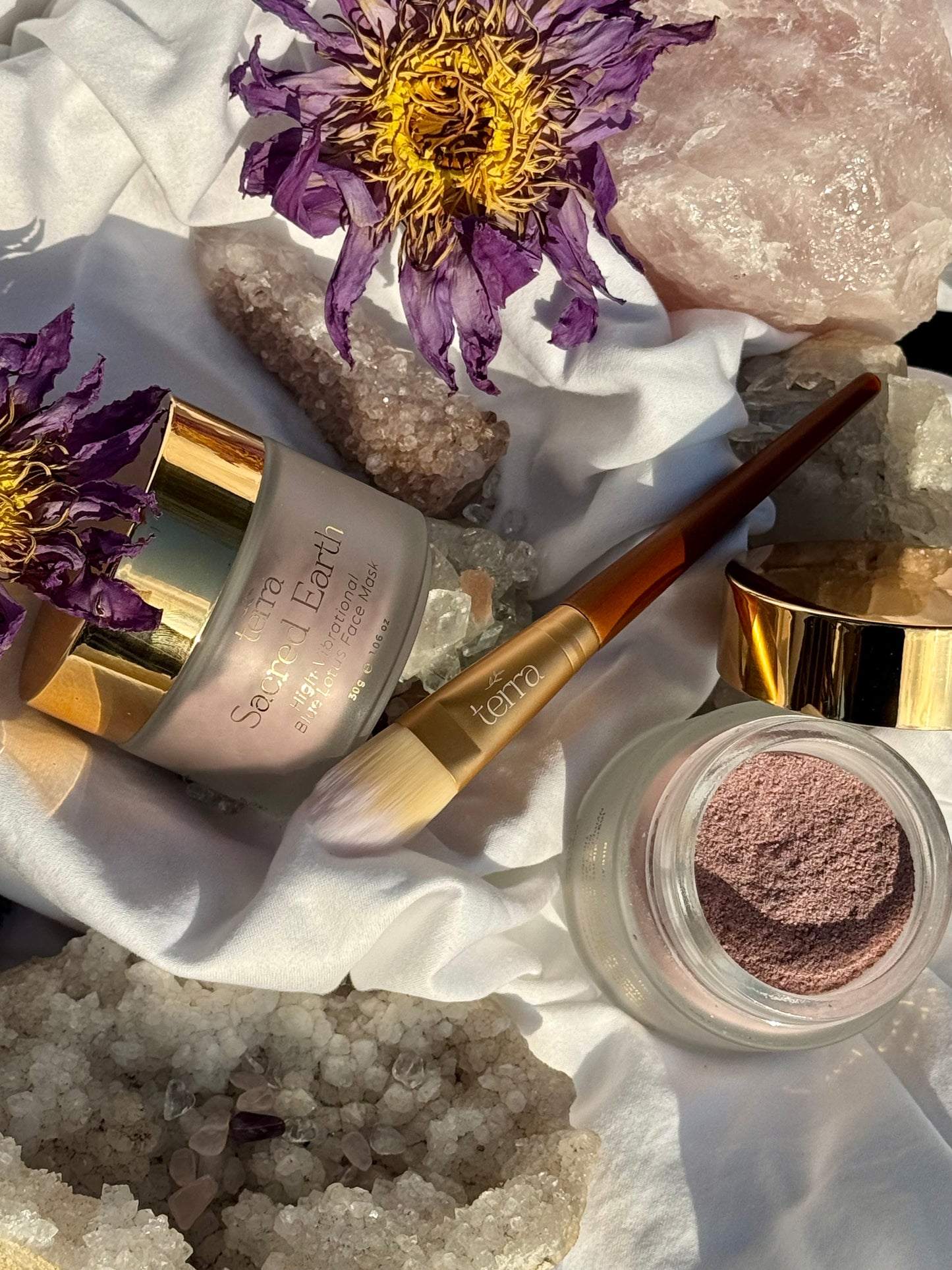 Sacred Mask + Brush Set
