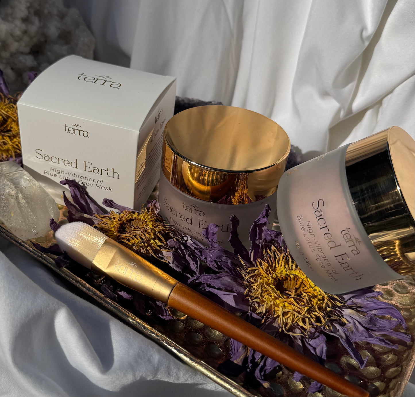 Sacred Mask + Brush Set