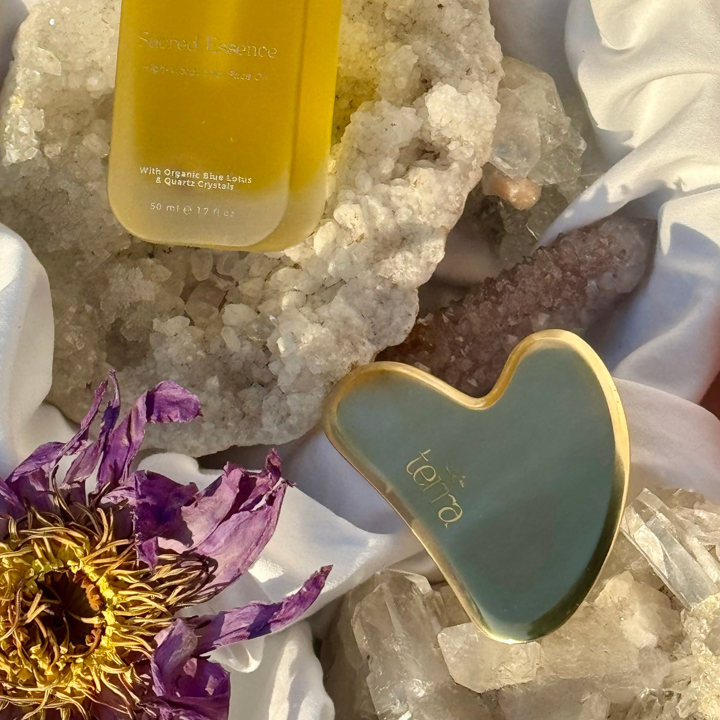 Sacred Oil + Gua Sha Set